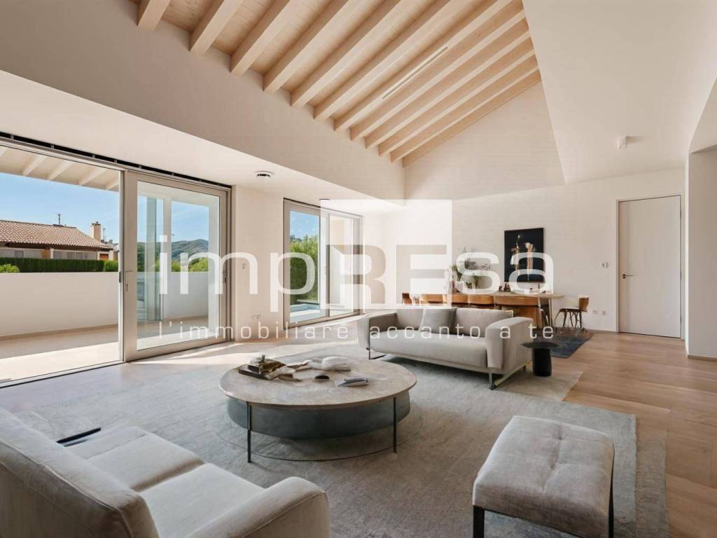 casa indipendente in vendita a Conegliano in zona Costa