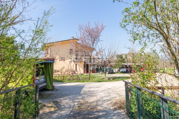 appartamento in vendita a Conegliano in zona Scomigo