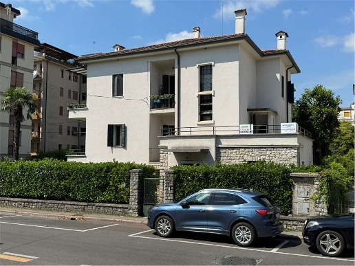 appartamento in vendita a Conegliano in zona Costa