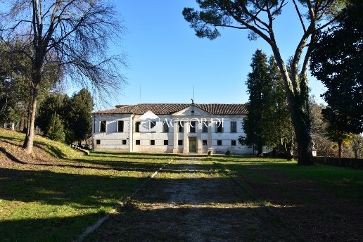 villa in vendita a Conegliano