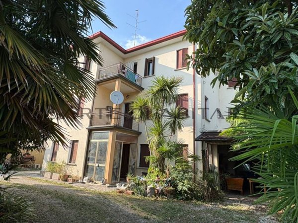 casa indipendente in vendita a Conegliano