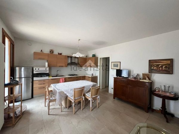 appartamento in vendita a Conegliano in zona Campolongo