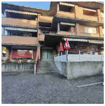 locale di sgombero in vendita a Conegliano in zona Costa