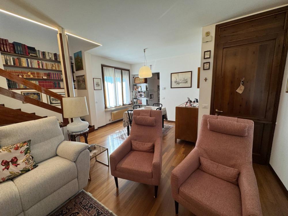 casa indipendente in vendita a Conegliano in zona Campolongo
