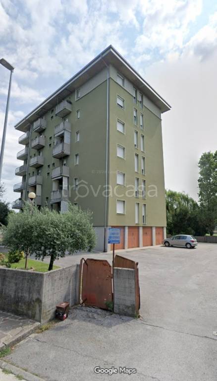 appartamento in vendita a Conegliano in zona Parè