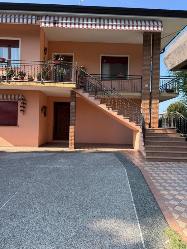 casa indipendente in vendita a Conegliano in zona Costa
