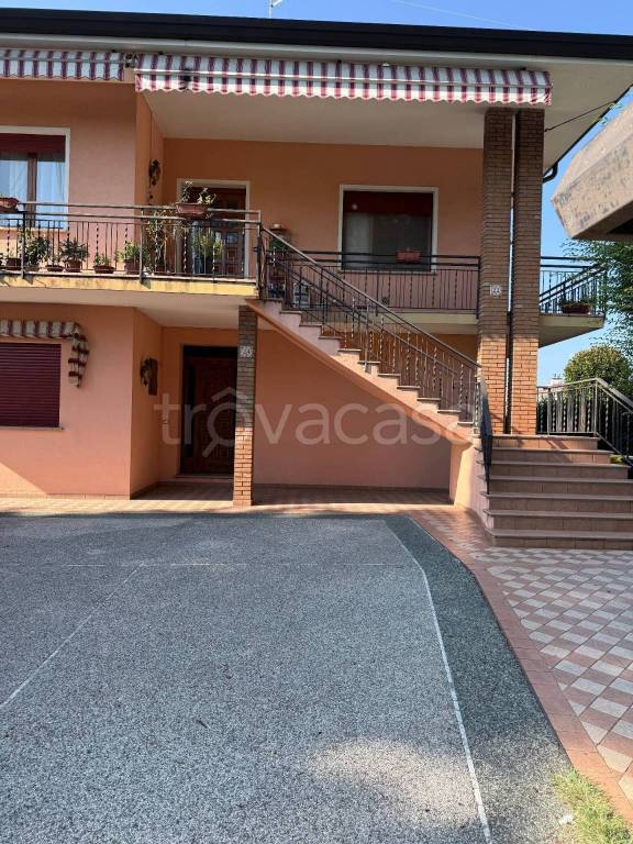 casa indipendente in vendita a Conegliano in zona Costa