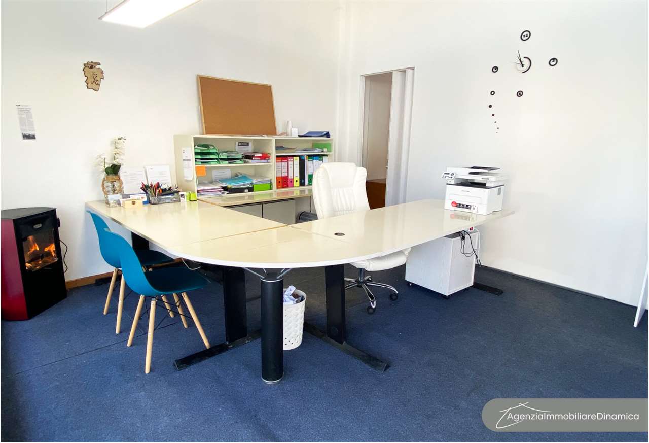 ufficio in vendita a Conegliano in zona Costa