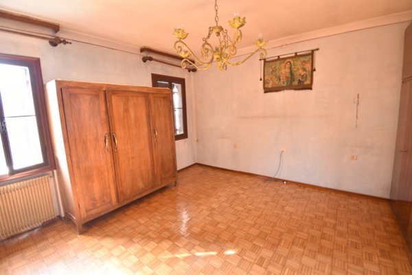 casale in vendita a Conegliano
