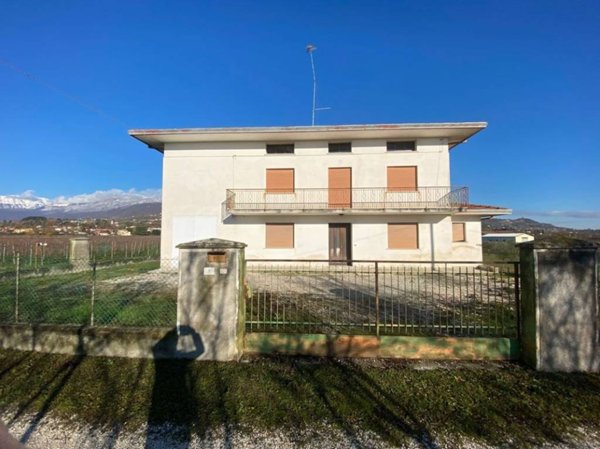 casa indipendente in vendita a Cordignano