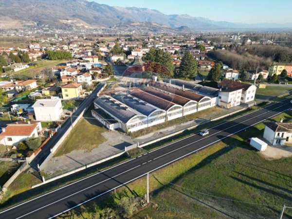 negozio in vendita a Cordignano in zona Ponte della Muda