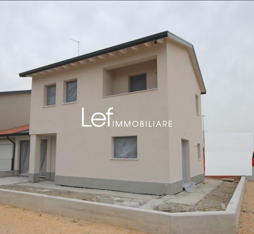 casa indipendente in vendita a Cordignano in zona Pinidello