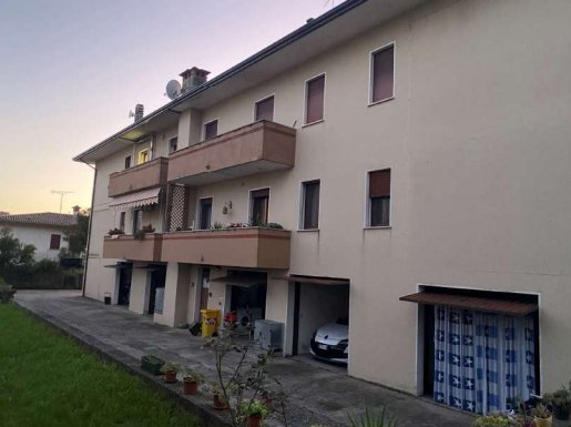 appartamento in vendita a Cordignano in zona Pinidello