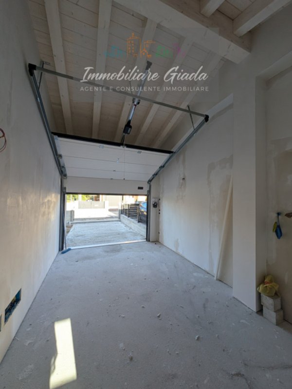 casa indipendente in vendita a Cordignano in zona Pinidello