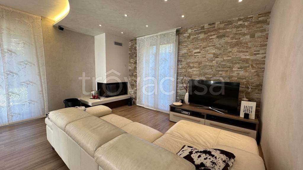 casa indipendente in vendita a Cordignano