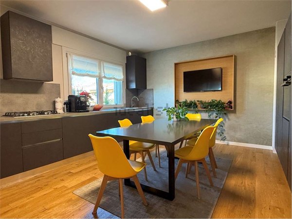 casa indipendente in vendita a Cordignano in zona Pinidello