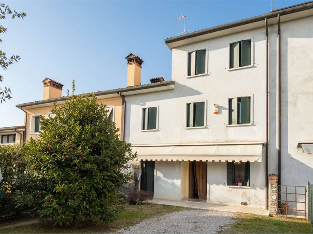 casa indipendente in vendita a Cordignano