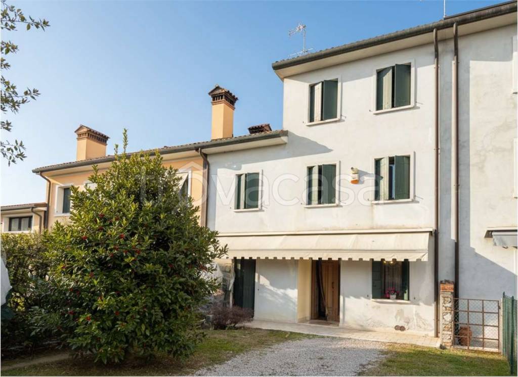 casa indipendente in vendita a Cordignano