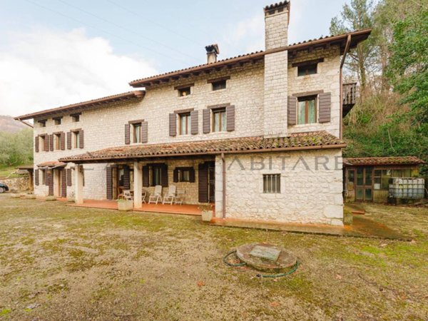 casa indipendente in vendita a Cordignano in zona Villa di Villa