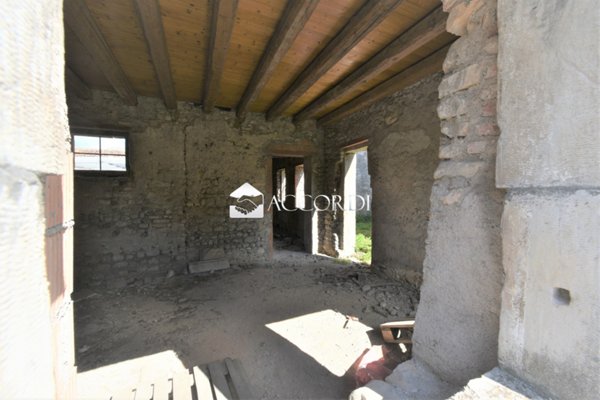 casale in vendita a Cordignano