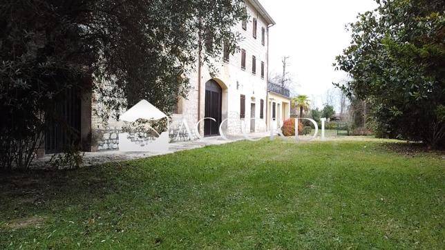 casa indipendente in vendita a Cordignano