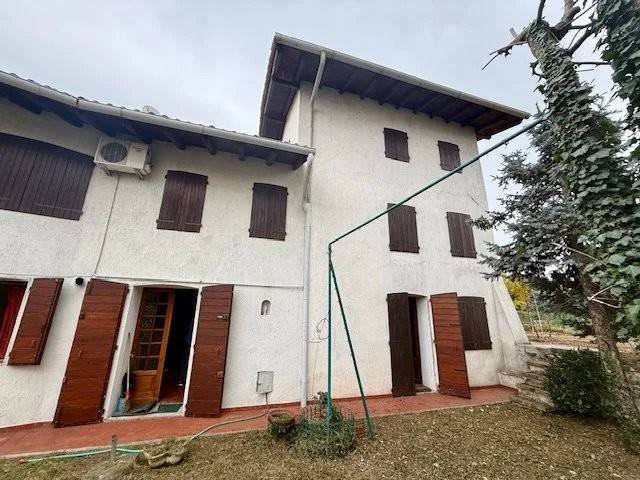 casa indipendente in vendita a Cordignano in zona Villa di Villa