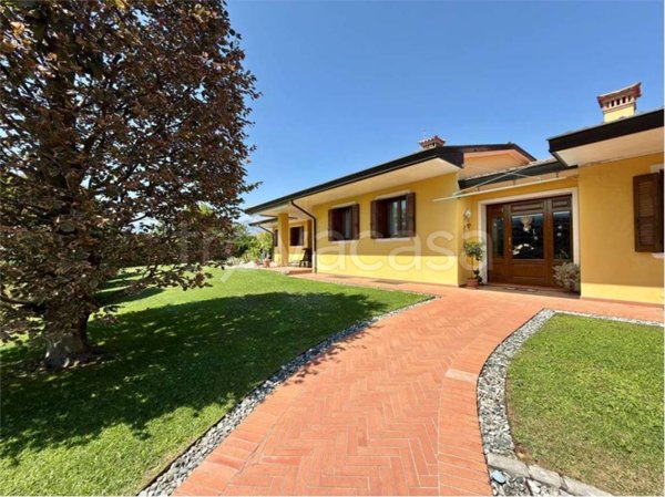 casa indipendente in vendita a Cordignano in zona Pinidello
