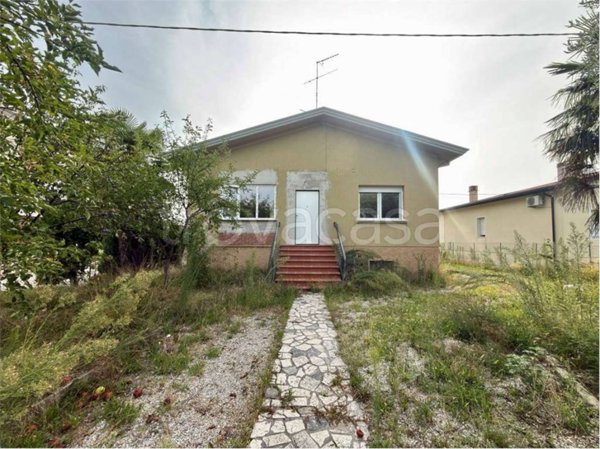 casa indipendente in vendita a Cordignano in zona Ponte della Muda