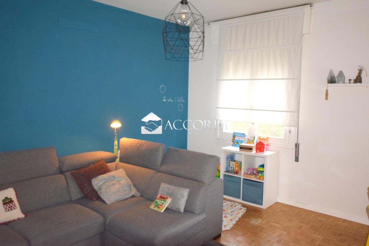 casa indipendente in vendita a Cornuda