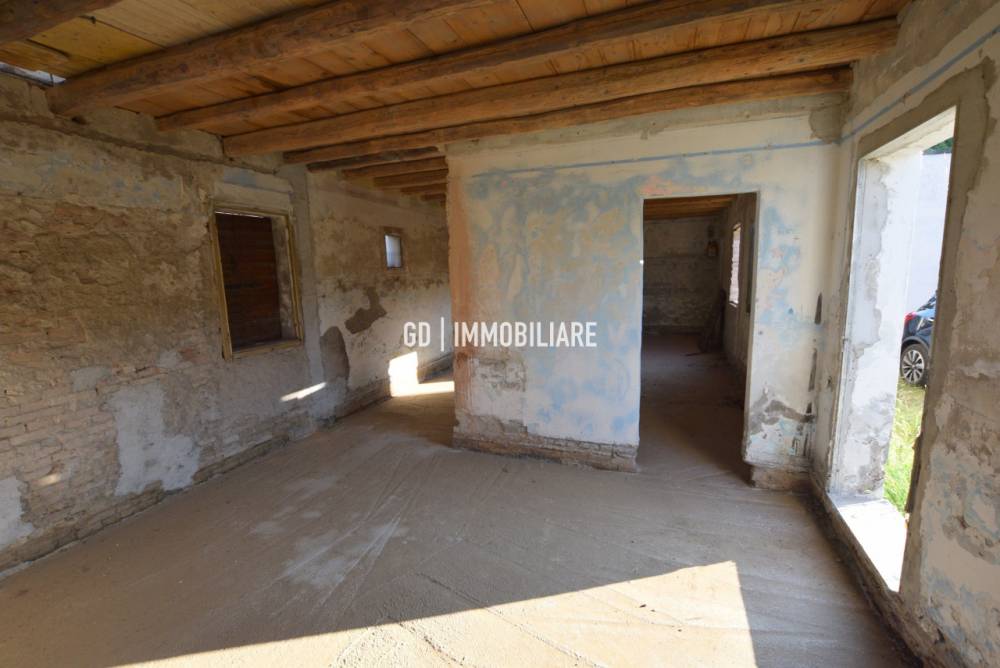 casa indipendente in vendita a Cornuda