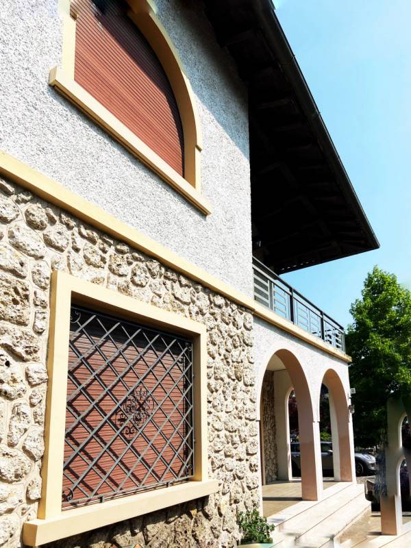 casa indipendente in vendita a Cornuda