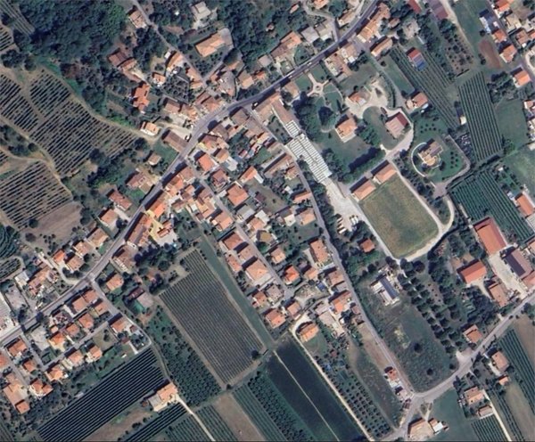terreno edificabile in vendita a Cornuda