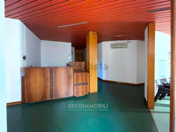 ufficio in vendita a Cornuda