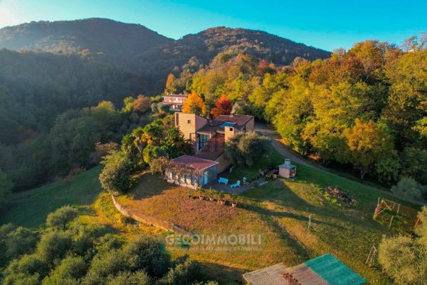 casa indipendente in vendita a Cornuda
