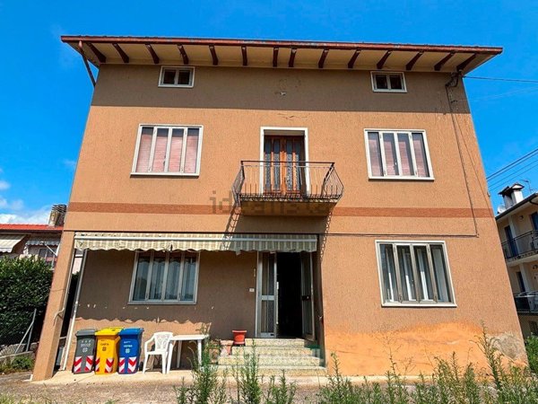 casa indipendente in vendita a Cornuda