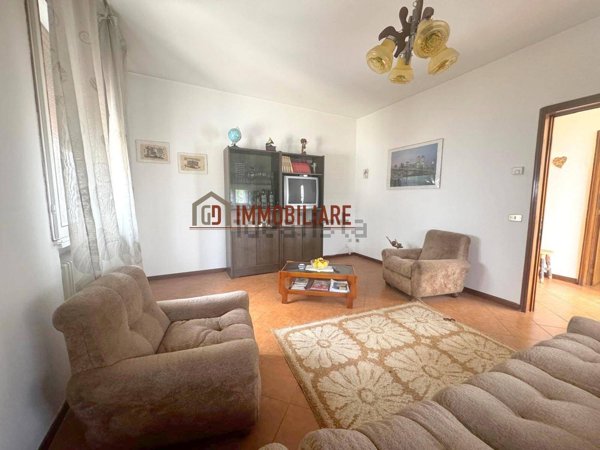 casa indipendente in vendita a Cornuda