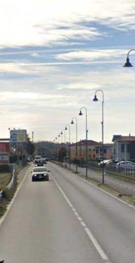 locale di sgombero in vendita a Crocetta del Montello