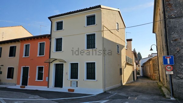 casa semindipendente in vendita a Crocetta del Montello