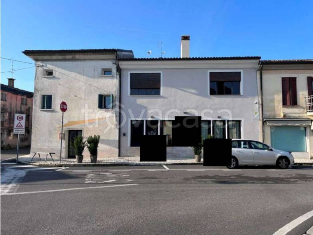 casa indipendente in vendita a Crocetta del Montello in zona Ciano