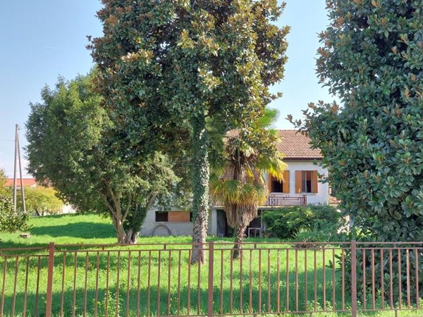 casa indipendente in vendita a Crocetta del Montello
