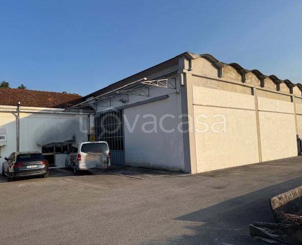 locale commerciale in vendita a Crocetta del Montello