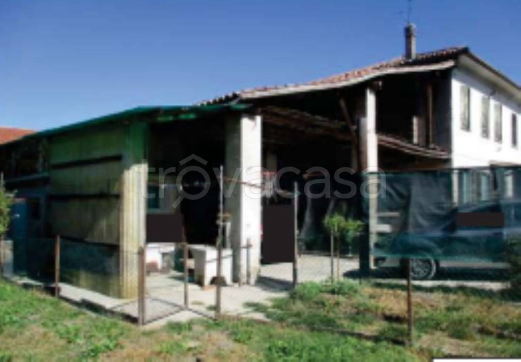 locale commerciale in vendita a Crocetta del Montello in zona Nogarè