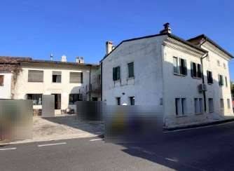 negozio in vendita a Crocetta del Montello in zona Ciano