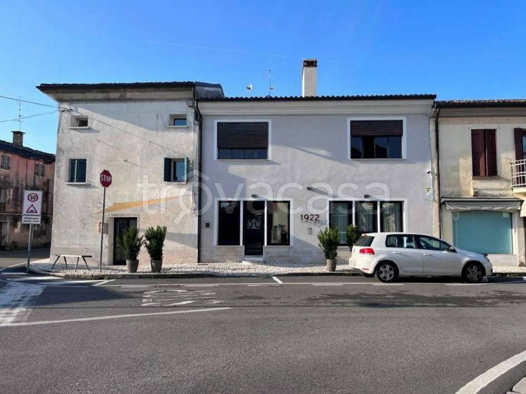 appartamento in vendita a Crocetta del Montello in zona Ciano