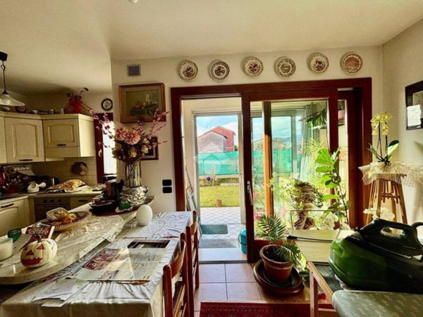 casa indipendente in vendita a Crocetta del Montello in zona Nogarè