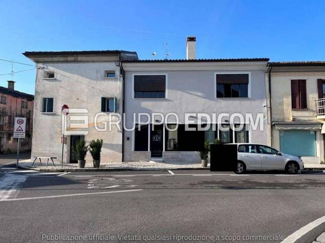 negozio in vendita a Crocetta del Montello in zona Ciano