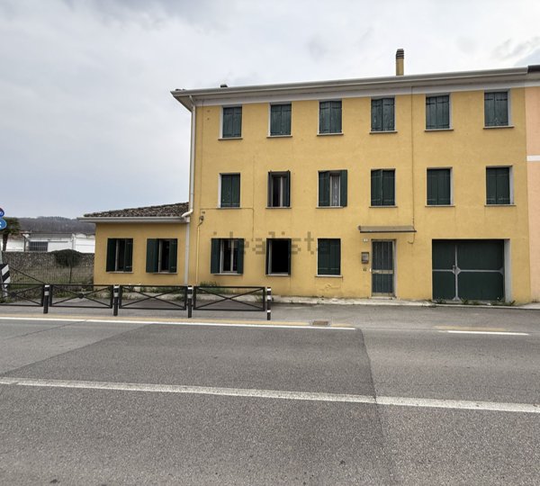 casa indipendente in vendita a Crocetta del Montello in zona Ciano