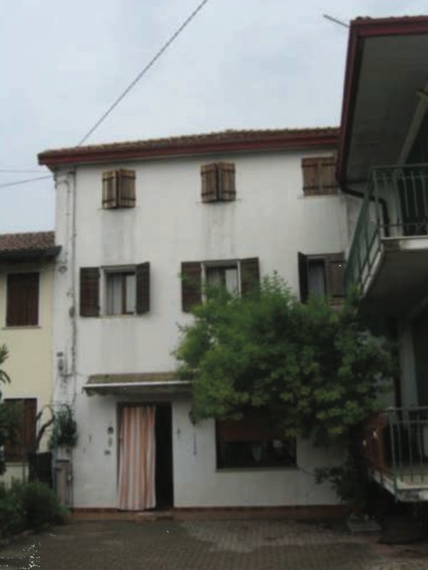 casa indipendente in vendita a Crocetta del Montello in zona Ciano