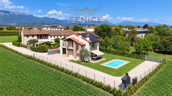 casa indipendente in vendita a Crocetta del Montello in zona Ciano