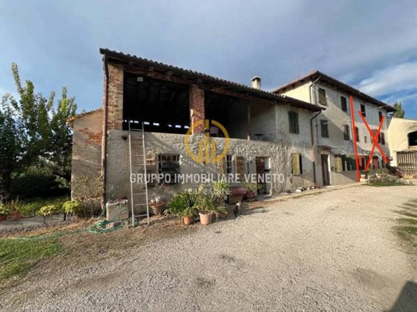 casa indipendente in vendita a Crocetta del Montello in zona Nogarè